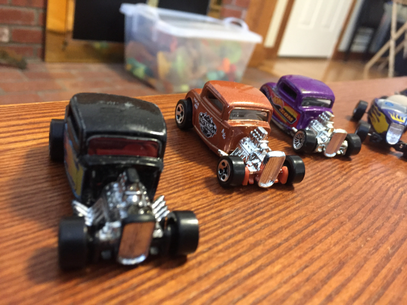 Illustration for article titled Enormous Die-Cast Collection - Box 39 - Found on Road Dead